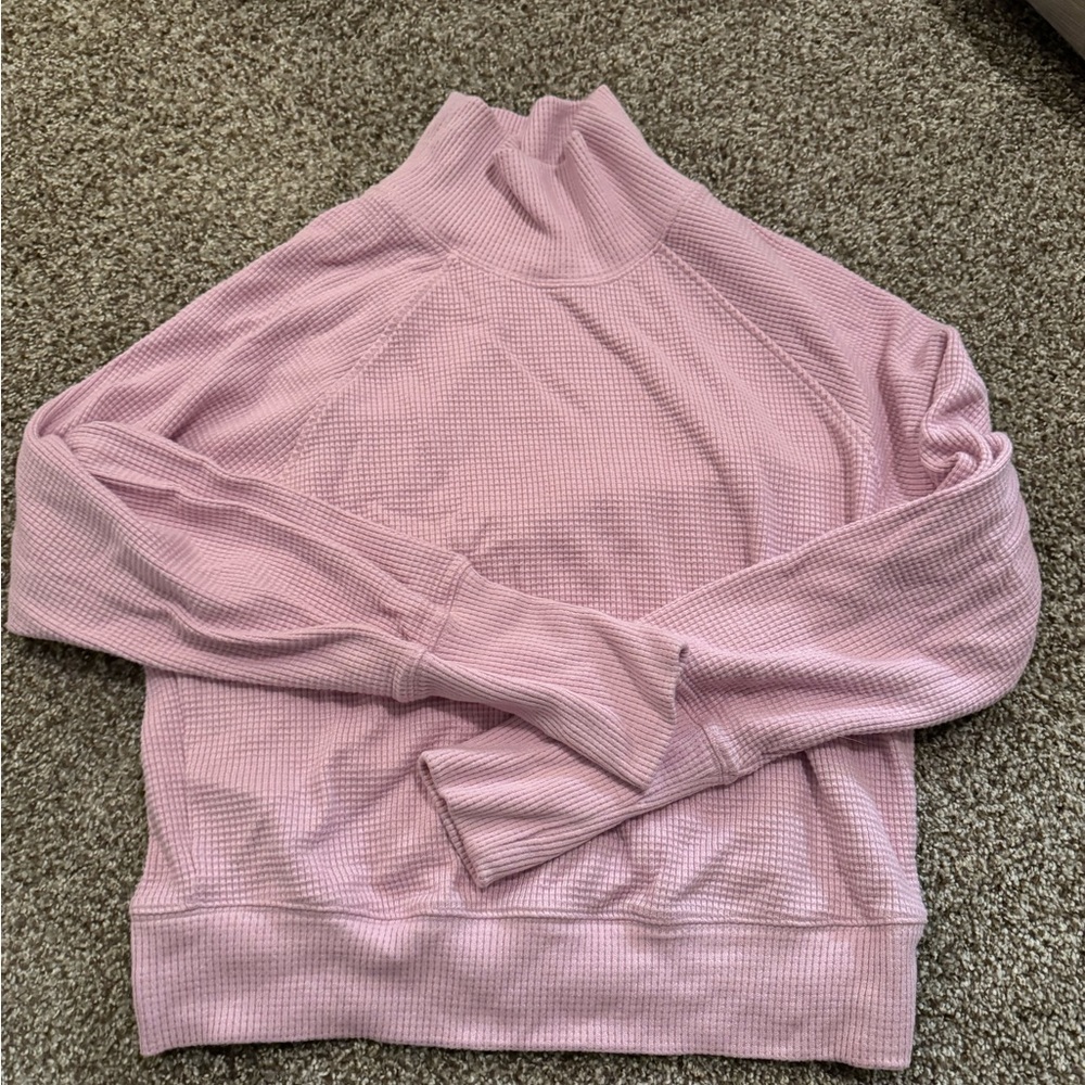ALO Sugar plum mock neck waffle top